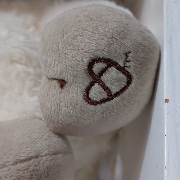 SwaddleMe Mommies Melodies (Lamb) – Cry-Activated Baby Soother - Picture 3 of 11